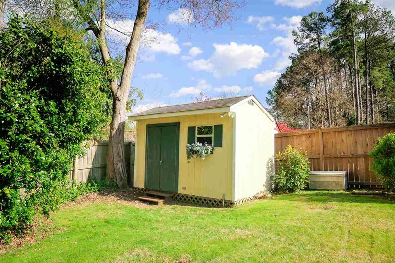 4800 Poland Pl, Raleigh, NC 27609