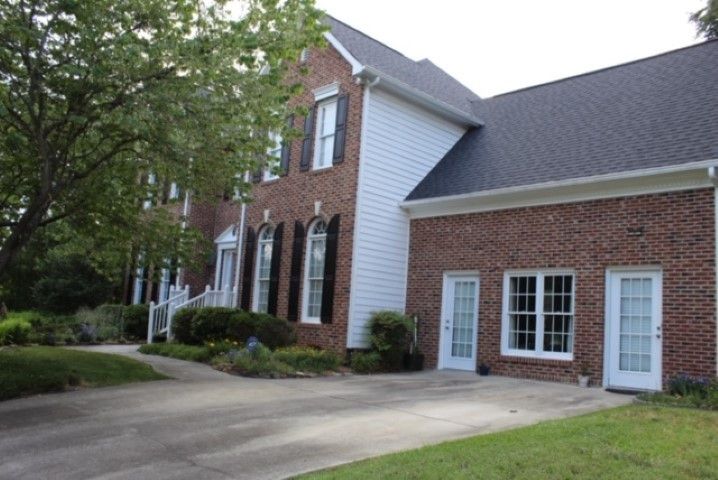 4801 Centerway Dr, Durham, NC 27705