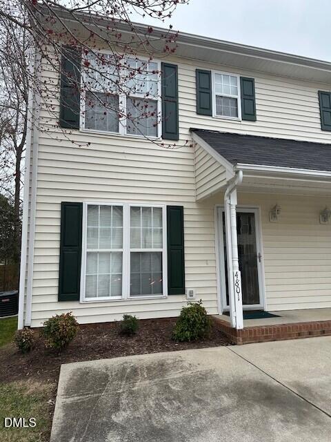 4801 Tanglewood Oaks St, Raleigh, NC 27610