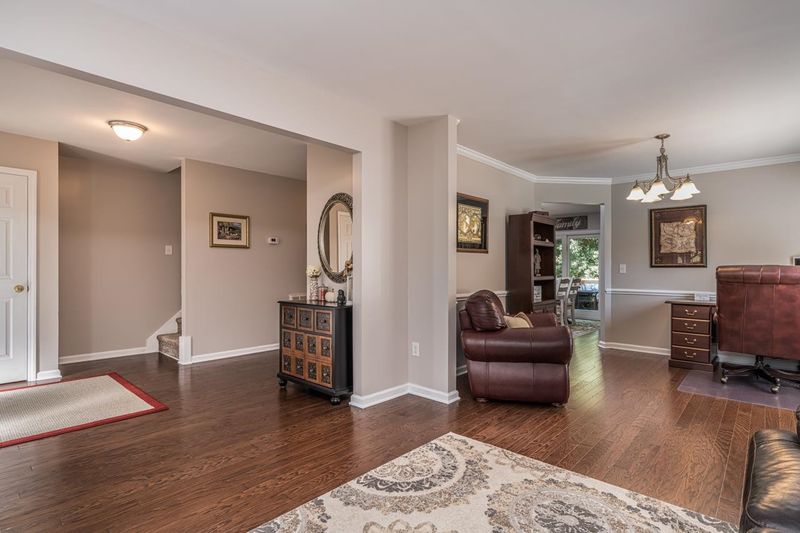 4801 Windmere Chase Dr, Raleigh, NC 27616