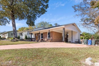 4802 Hurley Dr, Fayetteville, NC 28304