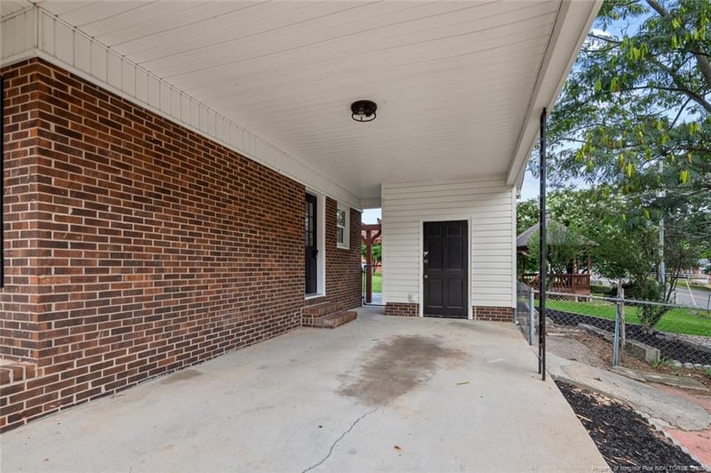 4802 Hurley Dr, Fayetteville, NC 28304