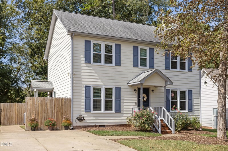 4803 Lazyriver Dr, Durham, NC 27712