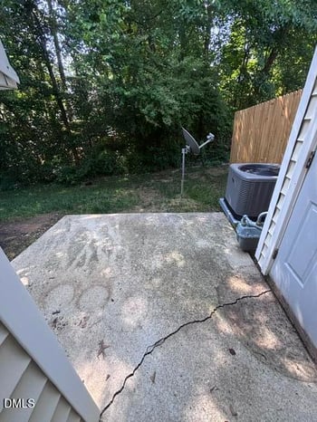 4803 Tanglewood Oaks St, Raleigh, NC 27610