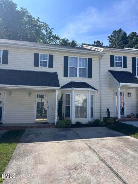 4803 Tanglewood Oaks St, Raleigh, NC 27610