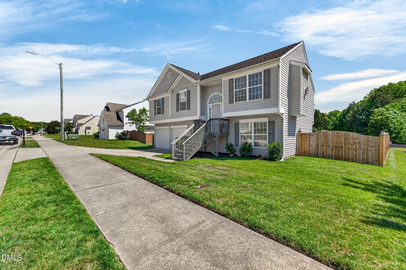 4805 Cardinal Grove Blvd, Raleigh, NC 27616