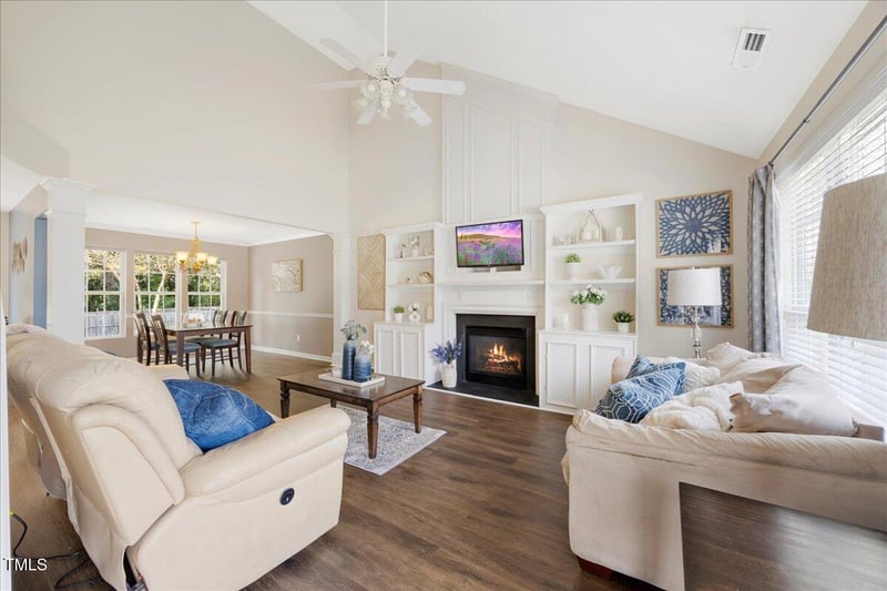 4805 Castle Crest Ct, Raleigh, NC 27616