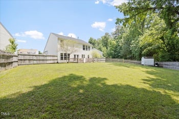 4805 Castle Crest Ct, Raleigh, NC 27616