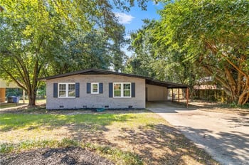 4805 Ellsworth Dr, Fayetteville, NC 28304