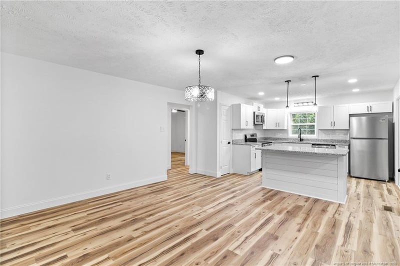 4805 Ellsworth Dr, Fayetteville, NC 28304