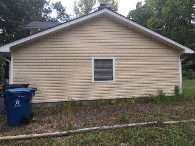 4805 Kinlock Dr, Durham, NC 27712