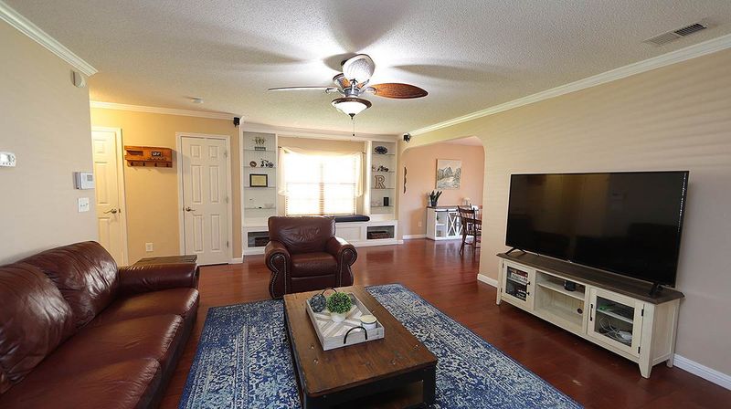 4805 Rockport Dr, Durham, NC 27703