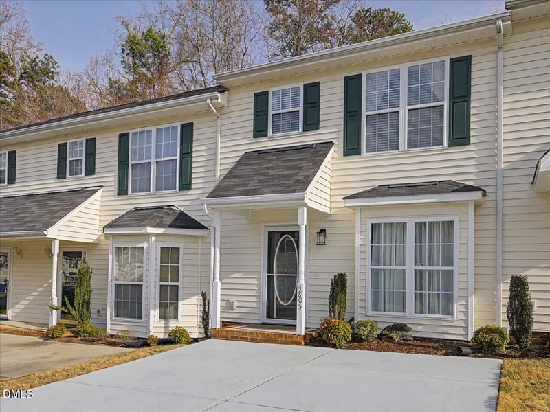 4805 Tanglewood Oaks St, Raleigh, NC 27610