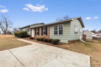 4806 Hurley Dr, Fayetteville, NC 28304