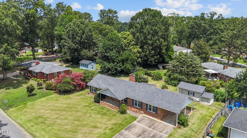 4807 Greenbrier Rd, Raleigh, NC 27603