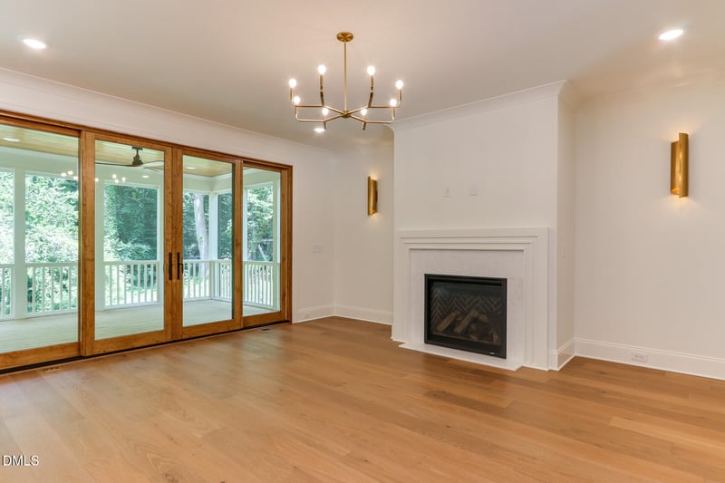 4807 Hollyridge Dr, Raleigh, NC 27612