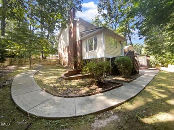 4808 Connell Dr, Raleigh, NC 27612