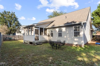 4808 Miranda Dr, Hope Mills, NC 28348