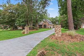 4808 Stoneyoak Ln, Raleigh, NC 27610