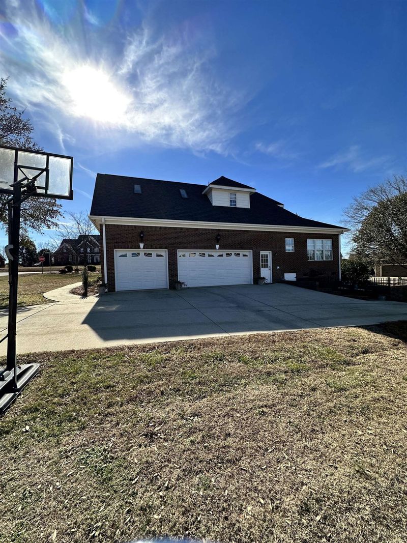 4808 White Post Dr, Raleigh, NC 27603