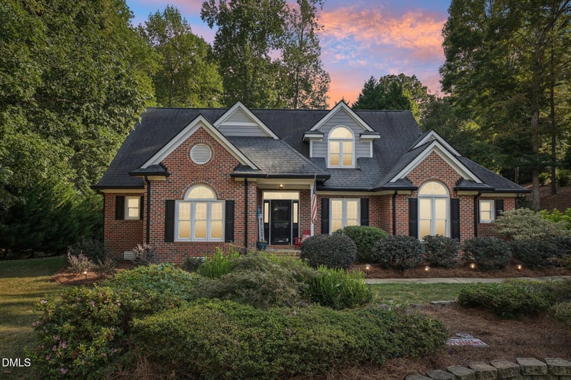 4809 Greenpoint Ln, Holly Springs, NC 27540