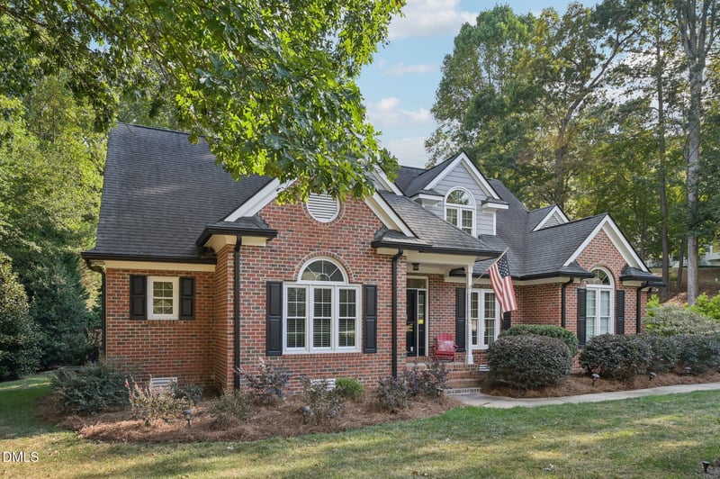 4809 Greenpoint Ln, Holly Springs, NC 27540