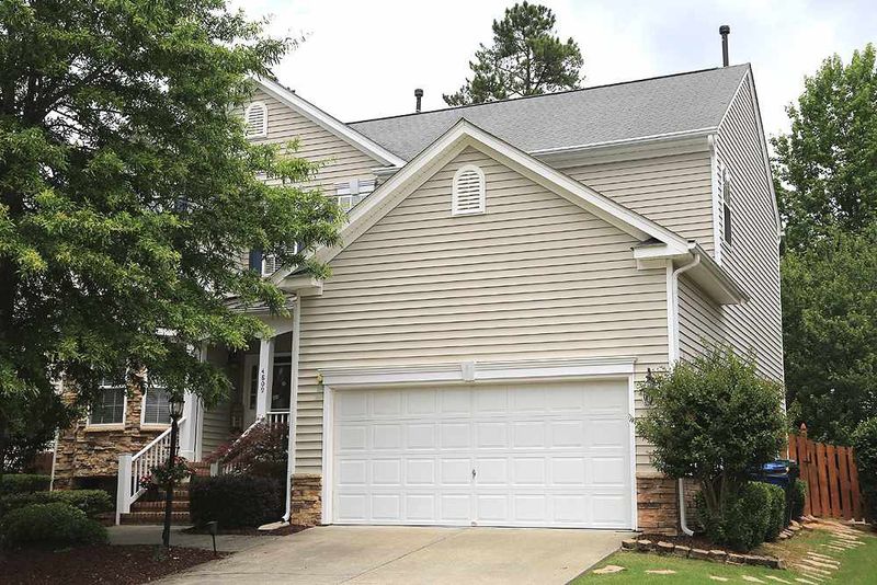4809 Mistletoe Ln, Durham, NC 27703