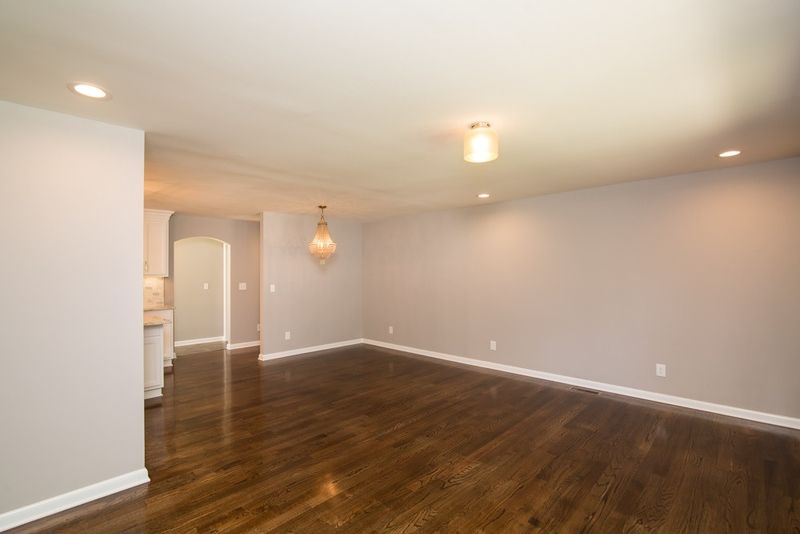 4809 Stanford St, Raleigh, NC 27609