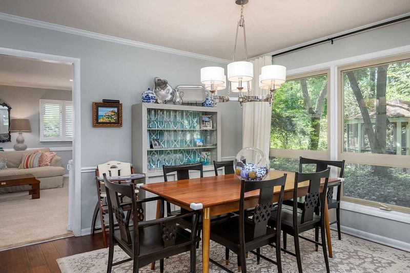 4809 Yadkin Dr, Raleigh, NC 27609