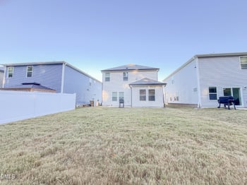 481 Squirrel Oaks Ln, Garner, NC 27529