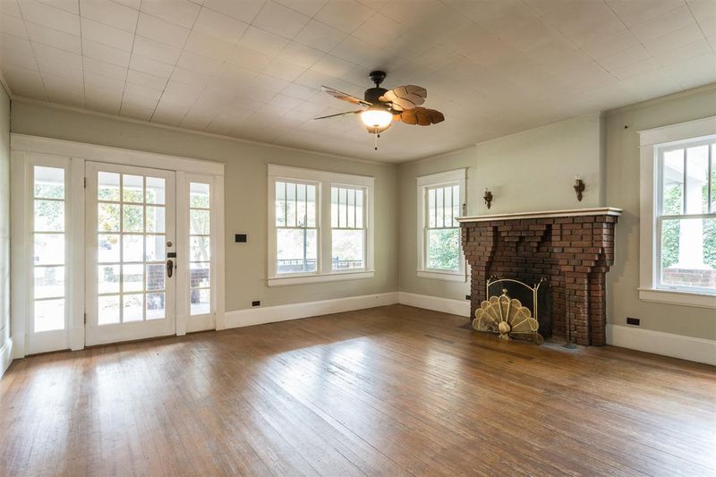 4810 Hillsborough Rd, Durham, NC 27705