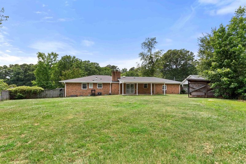 4811 Greenbrier Rd, Raleigh, NC 27603