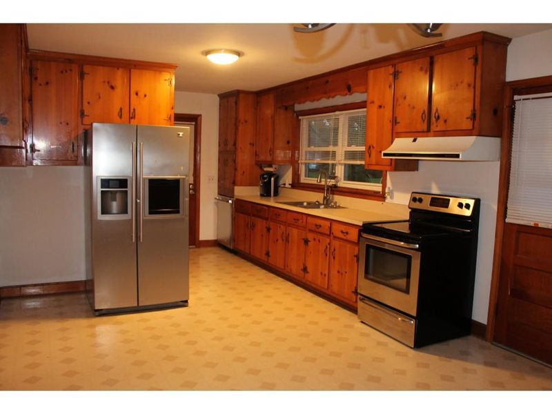 4811 Lynch Store Rd, Mebane, NC 27302
