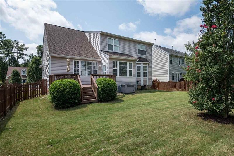 4811 Mistletoe Ln, Durham, NC 27703