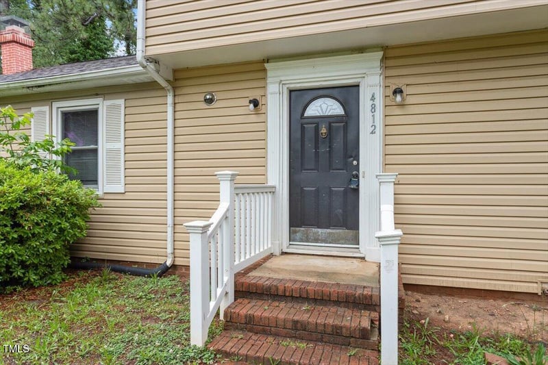 4812 Kaplan Dr, Raleigh, NC 27606