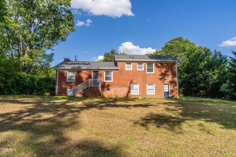 4813 Glen Forest Dr, Raleigh, NC 27612