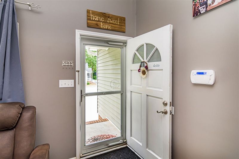 4813 Liverpool Ln, Raleigh, NC 27604