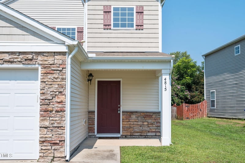 4815 Rockport Dr, Durham, NC 27703