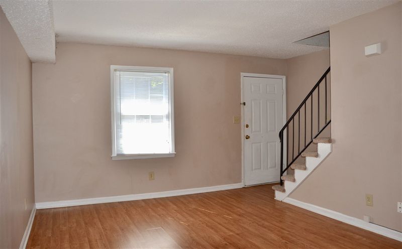 4816 Bluebird Ct #E, Raleigh, NC 27606