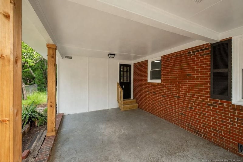 4816 Redwood Dr, Fayetteville, NC 28304