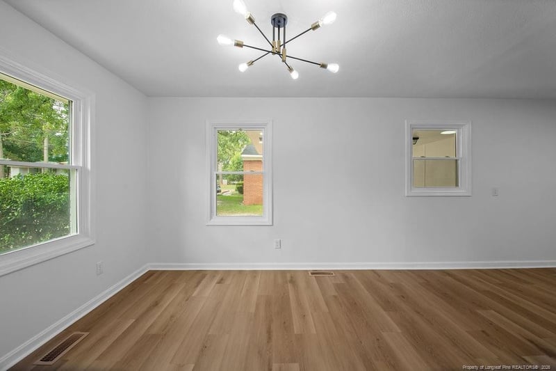 4816 Redwood Dr, Fayetteville, NC 28304