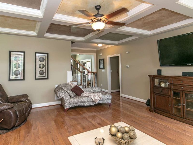 4816 Studbury Hall Ct, Wake Forest, NC 27587