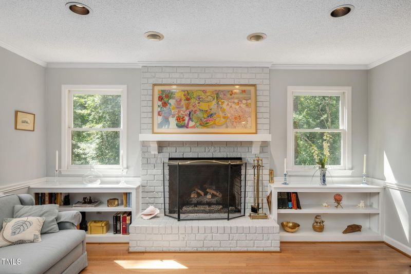 4817 Glen Forest Dr, Raleigh, NC 27612