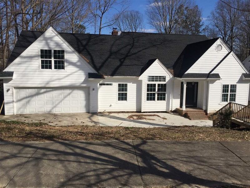 4817 Sinclair Dr, Raleigh, NC 27616