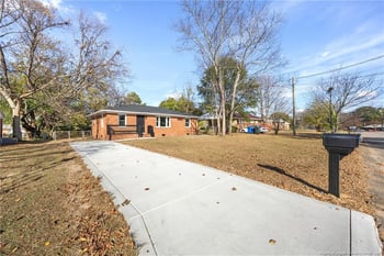 4818 Cottonwood Dr, Fayetteville, NC 28304