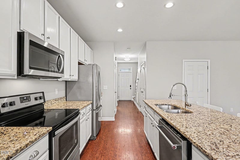 4818 Landover Bluff Way, Raleigh, NC 27616