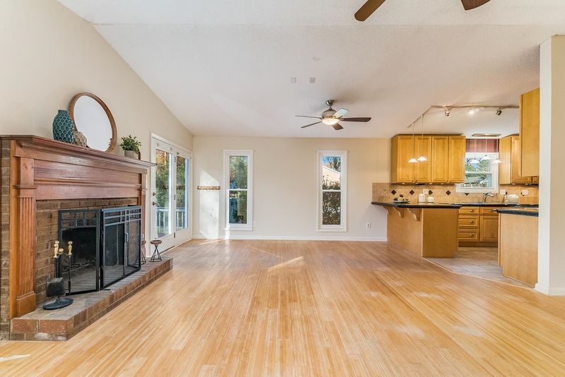 4819 Mandel Rd, Durham, NC 27712