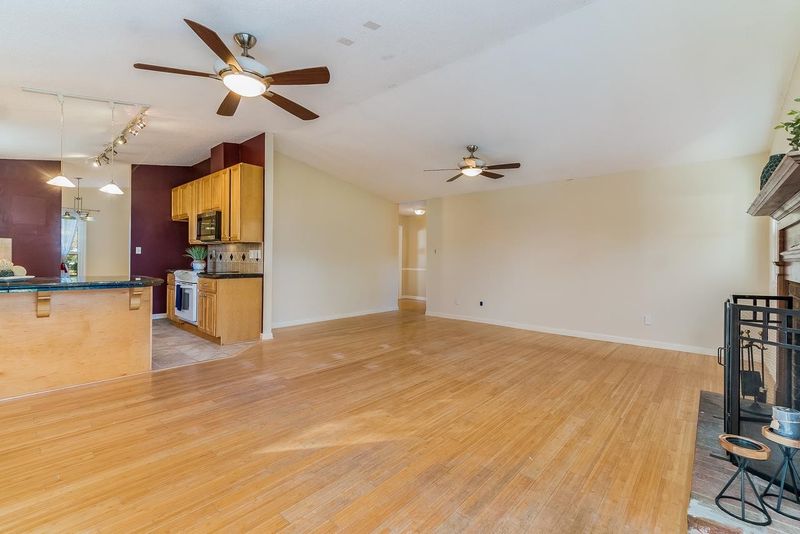4819 Mandel Rd, Durham, NC 27712