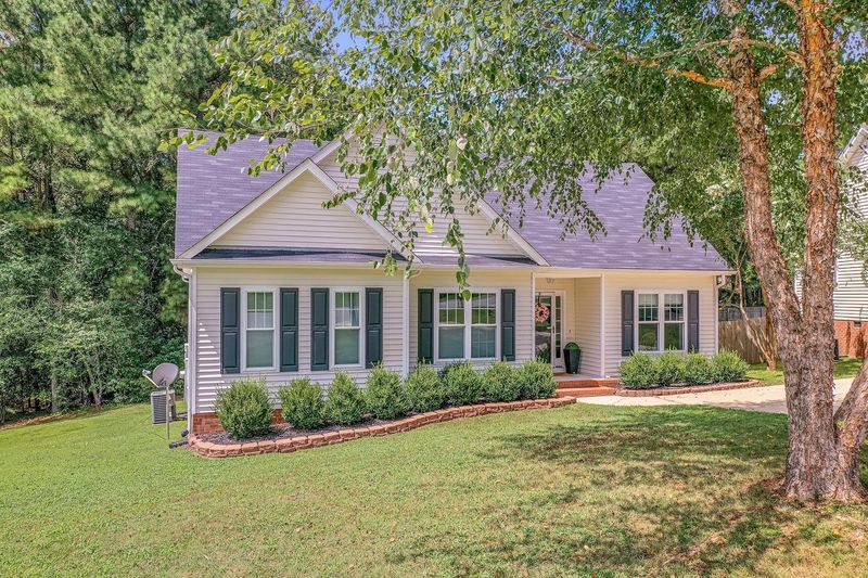 4820 Basildon Ct, Apex, NC 27539
