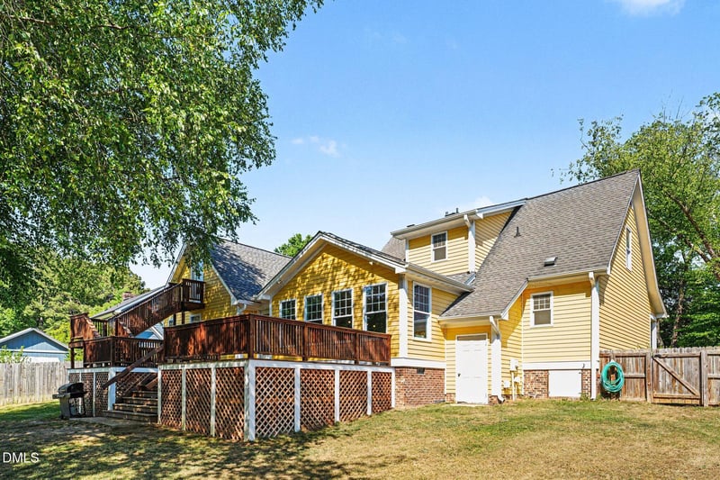 4820 Frankie Rd, Fuquay Varina, NC 27526